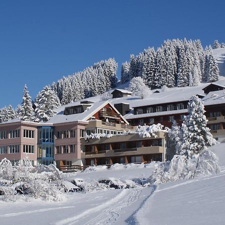 Ferien- Und Familienhotel Alpina Adelboden Exterior foto